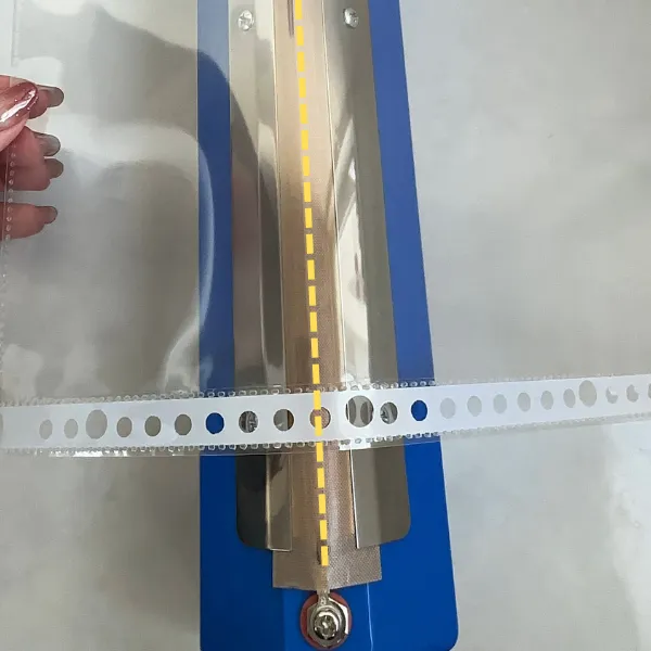 ヒーター線と印を合わせる